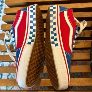Vans Red/White/Blue checkered Youth size 3.5  Very nice condition